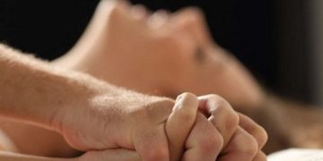 Sùi mào gà lây qua quan hệ tình dục