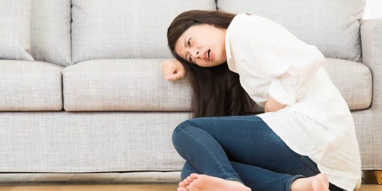 Đau bụng bên trái trên rốn là dấu hiệu bạn nên khám ngay